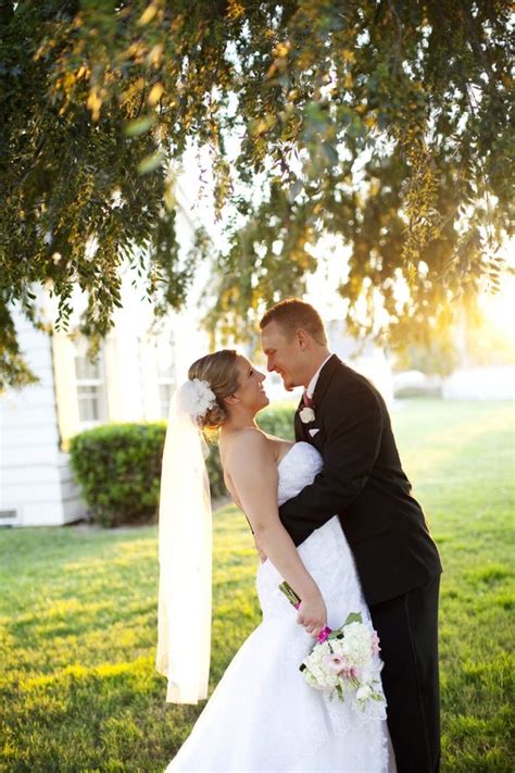 Romantic Bride And Groom Photoshoot