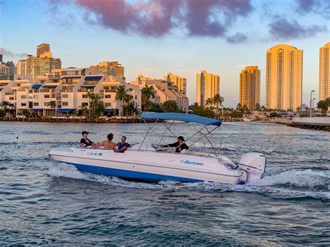 About | Rent a Boat Fort Lauderdale – with a Captain!