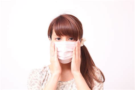 surgical mask wearing in japan reasons to use masks and where to buy one laptrinhx news