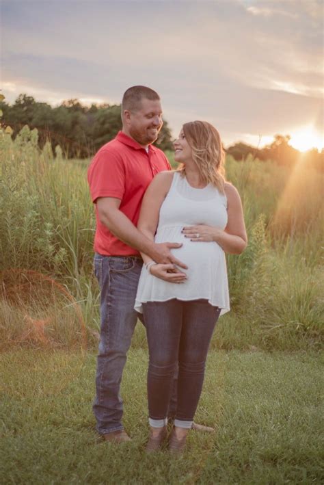 Maternity Photography Outdoor Session Amerie Photography Nikon