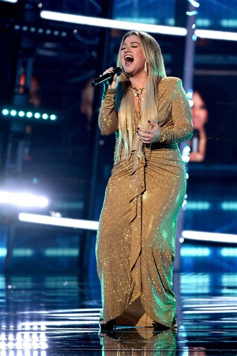 Kelly Clarkson Performs At Billboard Music Awards 2020 In Los Angeles 10142020 Hawtcelebs