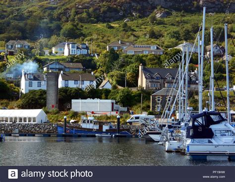 Tarbert Loch Fyne Hi Res Stock Photography And Images Alamy