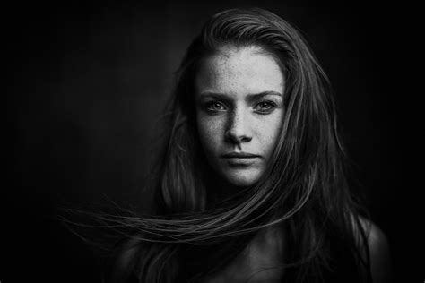 A Null Portrait Portrait Photography Black And White Portraits
