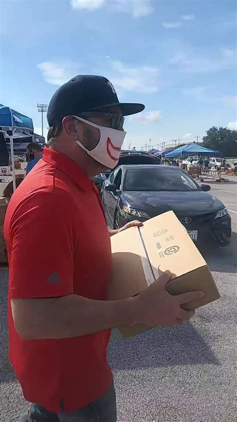 There's a lot of people hurting here. Robin Flores Visits San Antonio Food Bank Distribution ...
