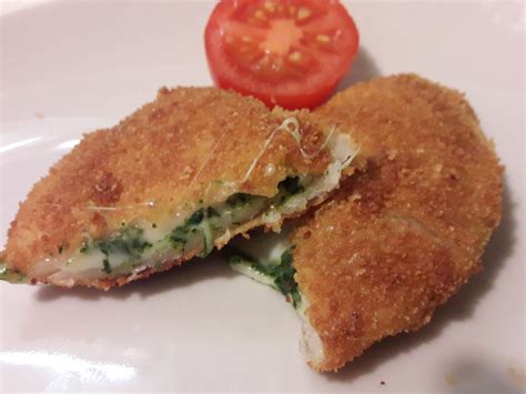 I sofficini fatti in casa sono una ricetta semplice e golosa, perfetta per ogni momento della giornata. Sofficini fatti in casa | Ricetta ed ingredienti dei ...