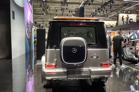 Mercedes Electrifies The G Class Meet The Eqg Concept Carbuzz