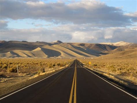 8 Unforgettable Road Trips To Take In Nevada Before You Die Paysage