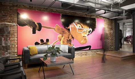 A Peek Inside Squeeze Studio Animations Cool Quebec Office Officelovin