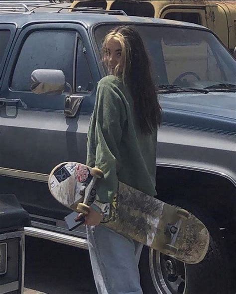 🧚🏽‍♀️ 𝔬𝔲𝔱𝔣𝔦𝔱 𝔦𝔫𝔰𝔭𝔬 🧚🏽‍♀️ On Instagram Sara The Skater Girl Vibes