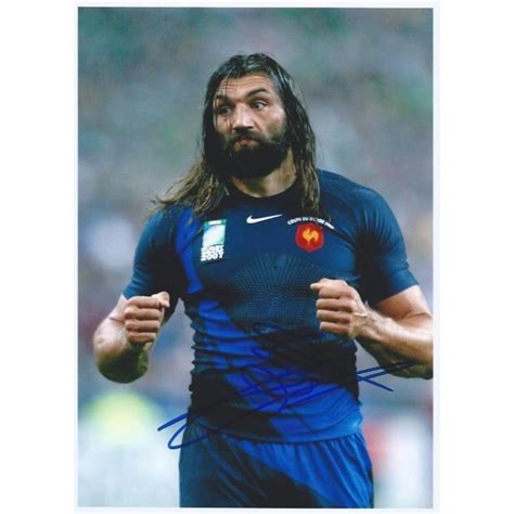 French broadcaster astrid bard presents a special programme to reveal the match schedule for rwc 2023, featuring france 2023 ambassador sébastien chabal and one of the stars of the last rugby world cup final, cheslin kolbe, among others. Autographe Sebastien CHABAL (Photo dédicacée)