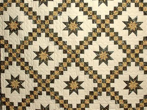 Marble And Gold Star Irish Chain Quilt Photo 3