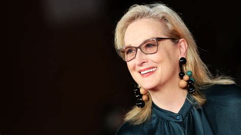 meryl streep extends oscar nominations record to 21 for the post