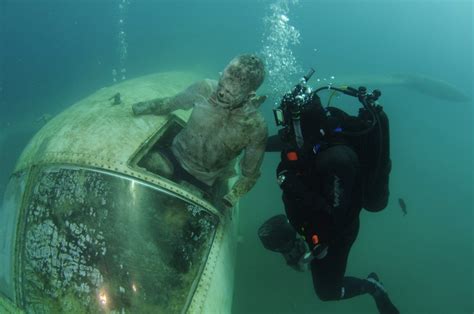 Diver Training To Extract A Corpse From An Airplane Wreck Luckily