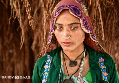 gypsy girl with magical eyes reminds me afghan girl from … flickr