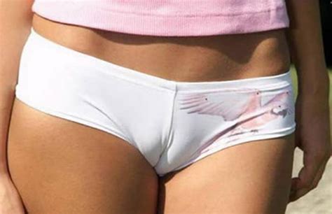 Hilarious Camel Toe Fails Meant To Be Sexy Page Of True Activist