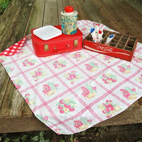 Diy Upcycled Vintage Tablecloth Picnic Blanket My So