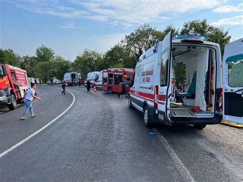 Bursa da tur otobüs yoldan çıkıp uçuruma sürüklendi 5 kişi hayatını