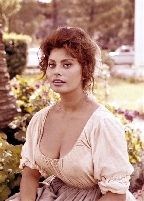 Pin By CherryBee On Movie Costume Sophia Loren Images Sophia Loren