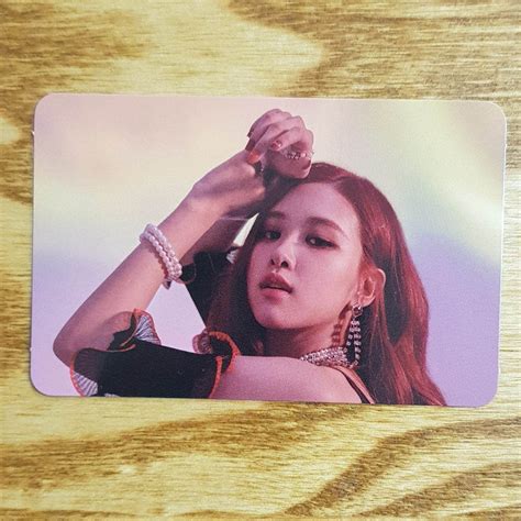 Front Two Rose Official Photocard Blackpink 1st Mini Album Square Up Corazones Manicura Yg