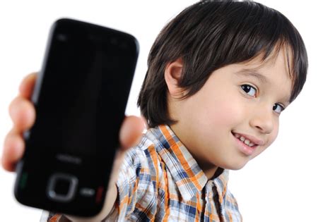 2020 Año De Niños Con Smartphone Gadgetsgirls