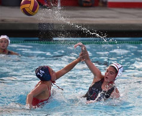 Izzy Barajas Sparks Palos Verdes Water Polo Win At Redondo Daily Breeze