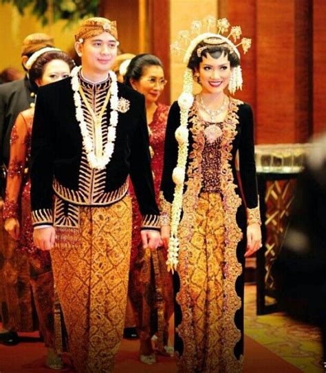 Pakaian Tradisional Jawa Timur Rachel Ogden