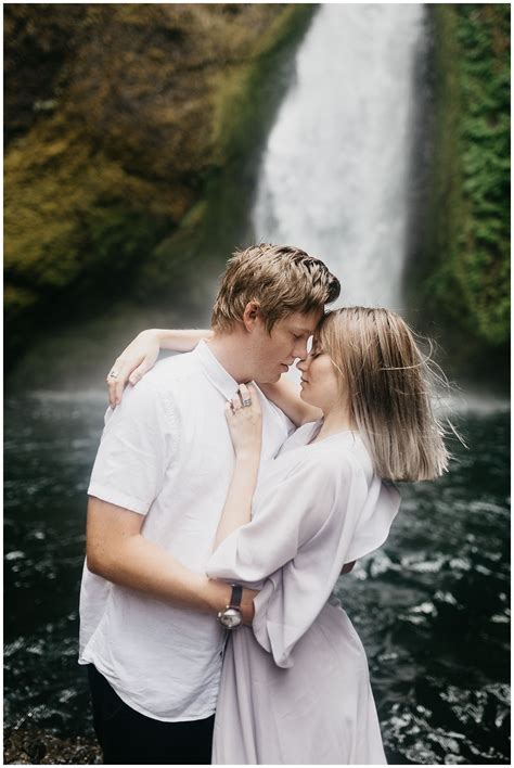 Nicole Aston Photography Oregon Wedding Oregon Coast Wahclella Falls Elopement In Oregon