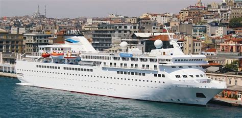 10 Best Greece Small Ship Luxury Cruises