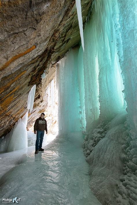 Frozen Fortress Ice Cave Beautiful Places To Visit Michigan Travel