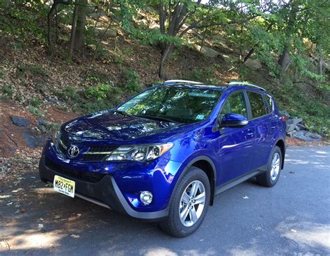 Review 2015 Toyota Rav4 The Crossover Thats Just Right Bestride