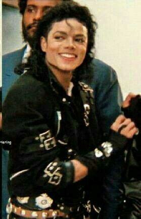 Pin By Lucy On Thekingofpop Michael Jackson Smile Michael