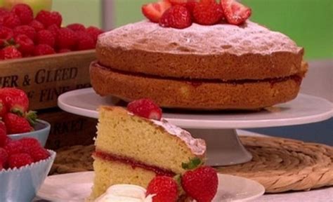 The royal family's bakers share the recipe to her delicious victoria sponge buckingham palace chefs shared how to make sponge cake on official instagram simple recipe, named after queen victoria, is served with pot of english tea the queen's pastry chefs have delighted fans by sharing the recipe to their victoria sponge. John Whaite Classic Victoria Sponge recipe on Lorraine ...