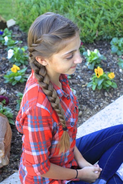 Whether you go for a mini bun styling or a ponytail styling, braids still tend to look fantastic and fit for all kinds. French Twist into Side Braid | Cute Girls Hairstyles