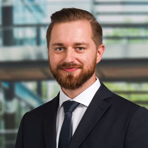 Willkommen an der börse frankfurt! David Slowik - Compliance Officer CMS - Deutsche Börse AG ...