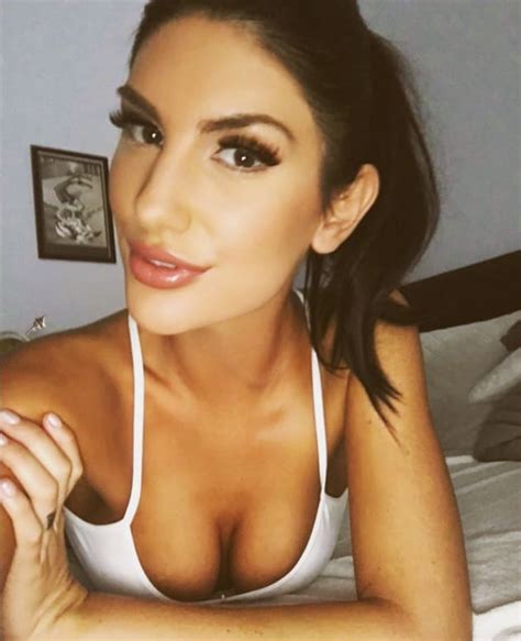 August Ames Porn Star Commits Suicide At 23 Following