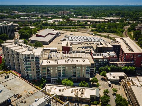 Luxe midtown offers 116 select homes located on 13th street. White Provision, Luxury Midtown Condos, Atlanta, Georgia ...