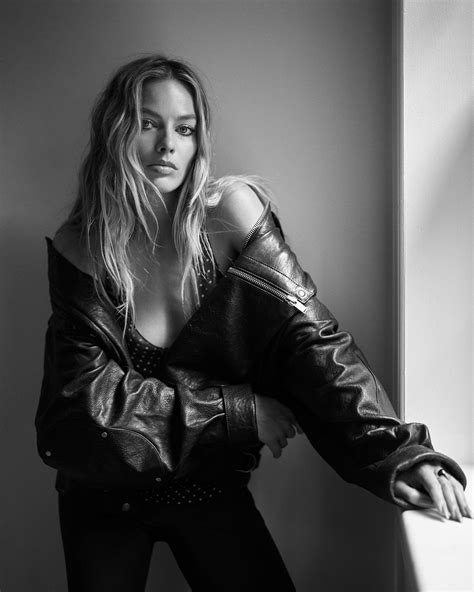 Margot Robbie For Vogue Australia 2023 Margot Robbie Photo 45081001 Fanpop