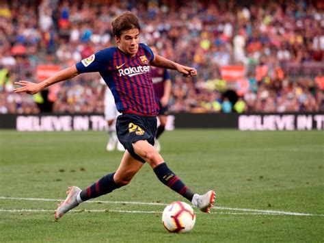 The fc barcelona academy product showed his skills with the golf club during spain u21's training camp in october 2020. Riqui Puig Wallpapers - Wallpaper Cave