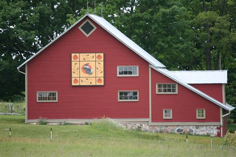 Exploring The Old Mission Peninsula Quilt Barns Trail In Michigans