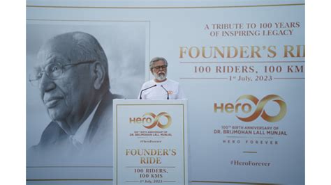 Dr Pawan Munjal Executive Chairman Hero Motocorp Led The Founder S Ride