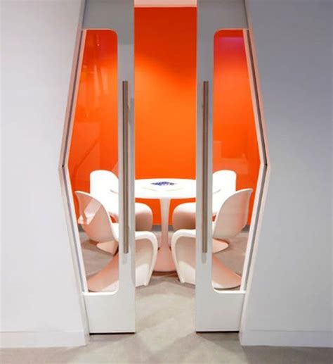 Futuristic Doors For Our Meeting Rooms Futuristic Interior