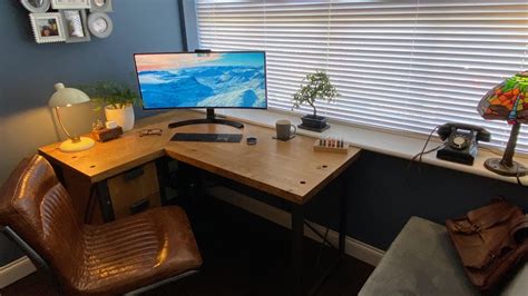 Garage Based Man Cave And Home Office Relies On A Killer Screen Setups
