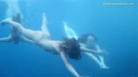 hot erotics in the sea with 3 girls eporner