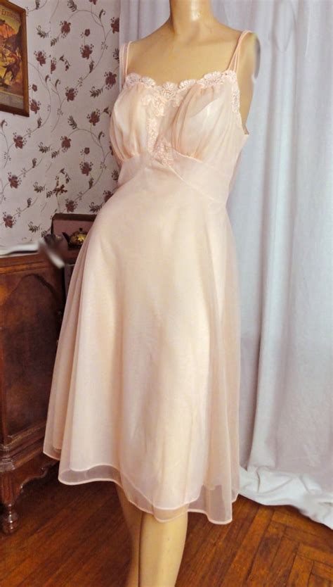 Vintage 50s Nightgown 1950s Nightie Pink Chiffon Nylon Lace Etsy