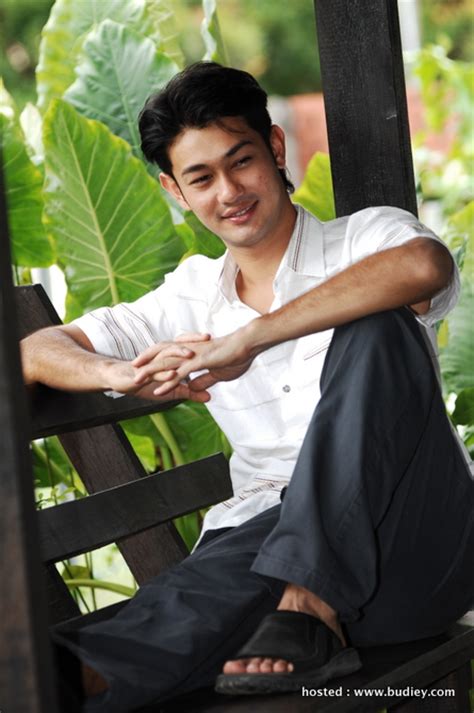 Malah syamsul juga sudah sembuh daripada penyakit demam denggi dan mereka pun sudah. Farid Kamil & Diana Danielle Sah Nikah 3 November ...