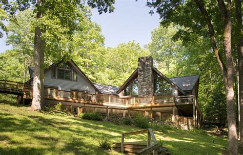 Virginia's blue ridge is now open in the phase three stage of the commonwealth's forward virginia plan. Sweet Virginia Blue On Smith Mountain Lake: 7-Bedroom ...