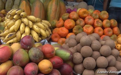 Frutas De La Temporada Abarrotan Los Mercados Del País Viva Nicaragua Canal 13