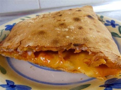 Con estas recetas de cocina podrás disfrutar comiendo como nunca antes. CALZONE RECETA - Recetas de Cocina. Cientos de recetas ...