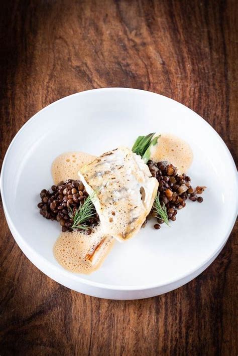 Und mit welchen rezepten schmeckt zander nun am besten? Zander mit Linsen und Curryschaum | Rezepte, Gesunde ...