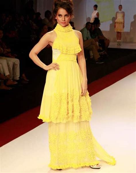 Kangana Ranaut Ramp Walk In Yellow Sleeveless Gown At Signature